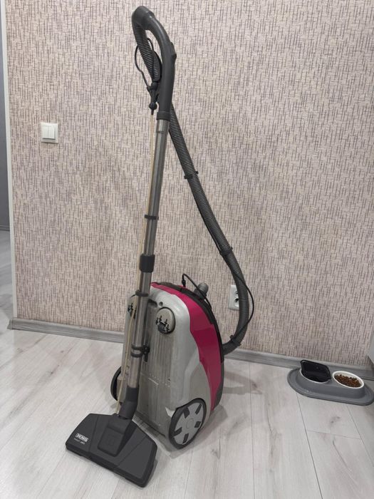 Продам моющий пылесос Thomas Aqua+