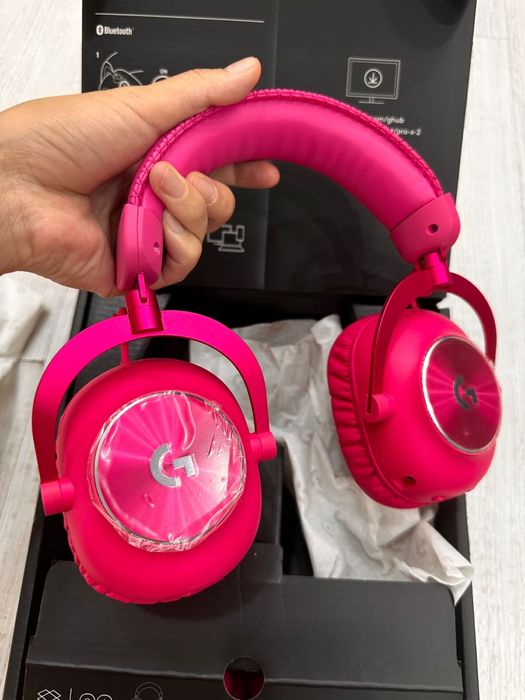 Срочно !Продам новые наушники Logitech