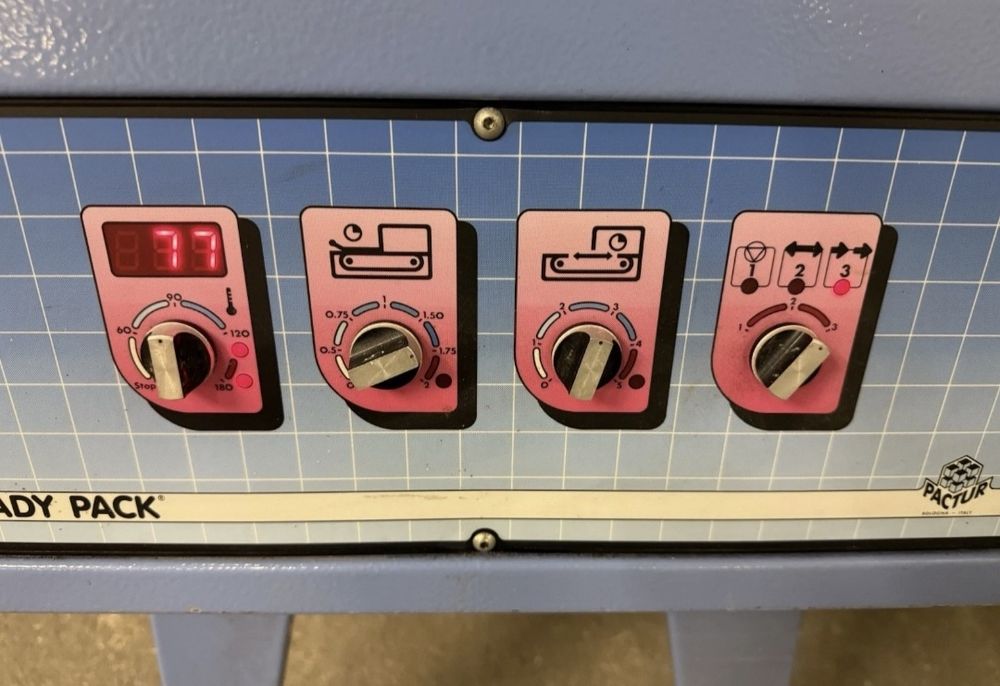 Masina de ambalat- infoliat