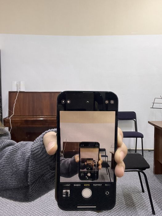 Айфон 13, 256гб 120000тг