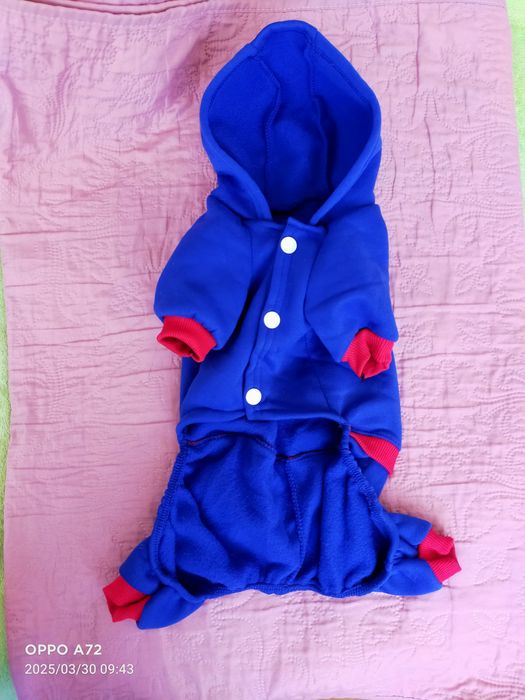 Продам одежду для маленьких собачек