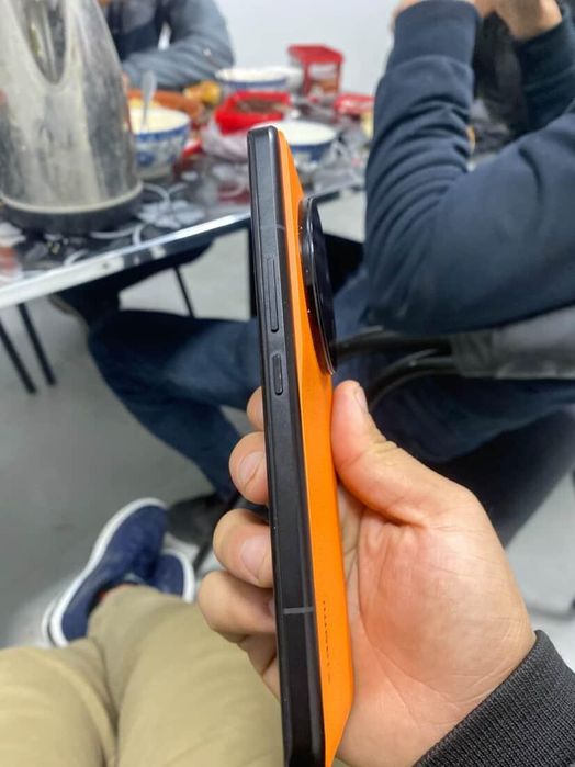 Xiomi 13 ultira Limet ediwn oreng