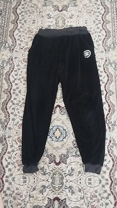 Женские спортивные штаны