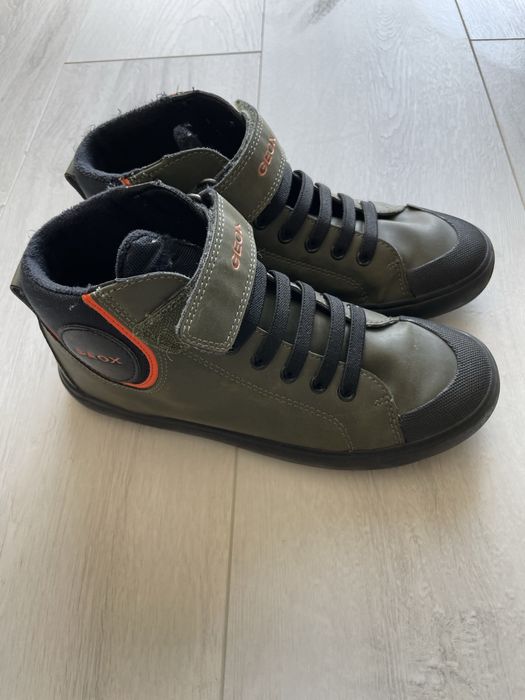 Geox baieti marimea 35