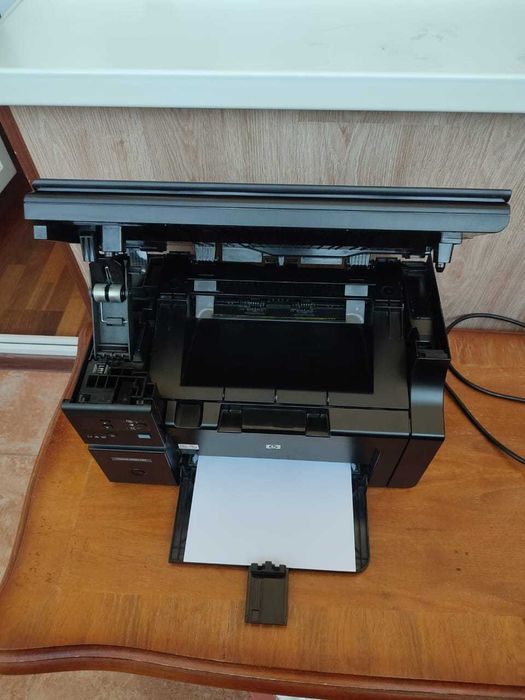 Принтер hp LaserJet M1132