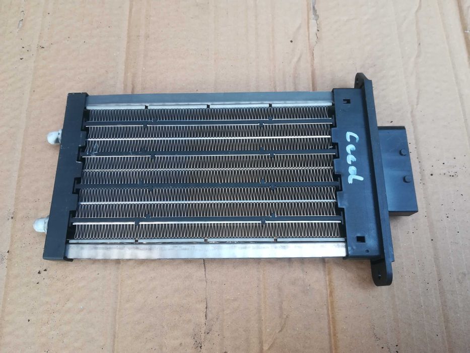 Kia Ceed Киа Сийд Сиид радиатор вентилатор моторче мотор реостат парно