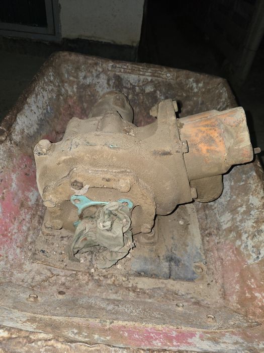 Насос налевной зилдан түскен.