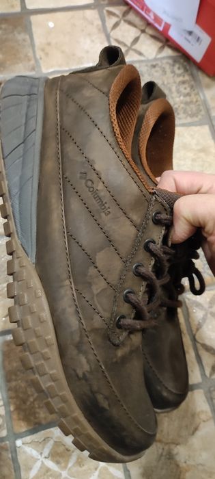 Продам мужские  кроссовки