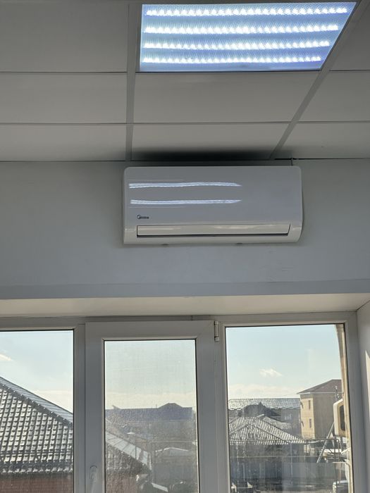Продам кондиционер Midea