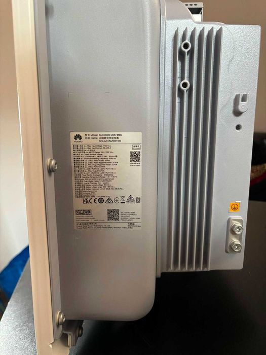 2 Echipamente Huawei pentru sistem fotovoltaic noi.12000lei bucata!