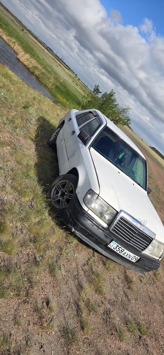 Мерседес Бенс 124