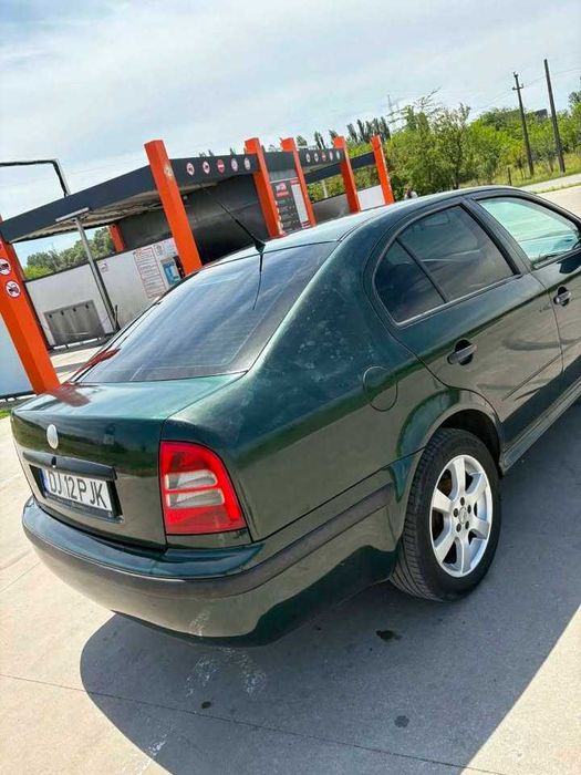 Vand Skoda octavia 1