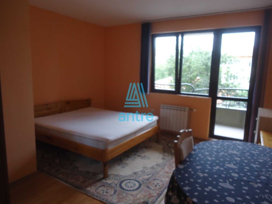 Дава се под наем Тристаен апартамент в София, Стрелбище - 90 кв.м за 760 € - Снимка #1