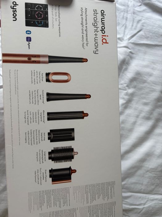 Маша Dyson HS08 Airwrap