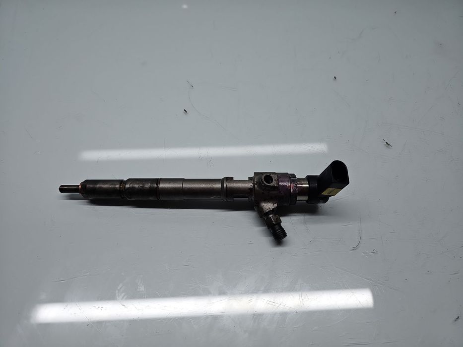 Injector Volkswagen Golf 6 (5K1) [Fabr 2009-2013] AFTERMRKET 1.6 TDI C