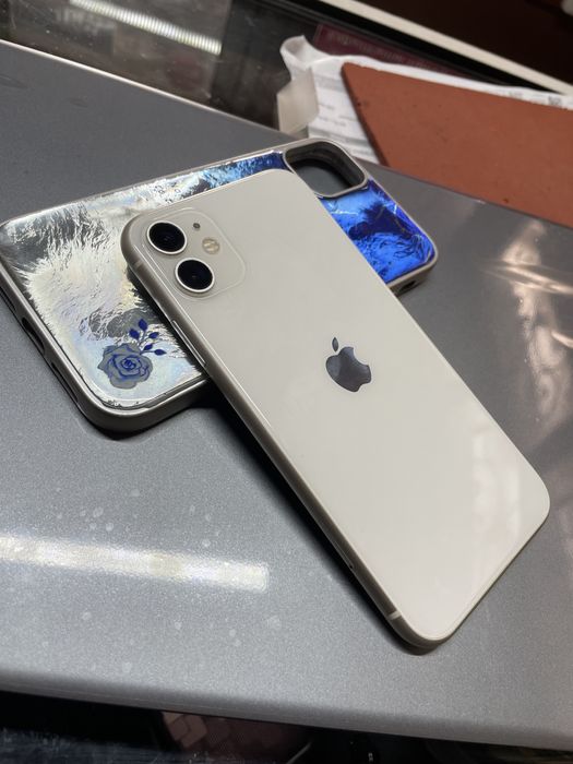 IPhone 11  128гб