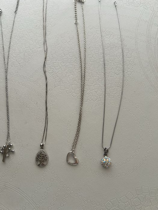 Дамски сребърни колиета! Нови!