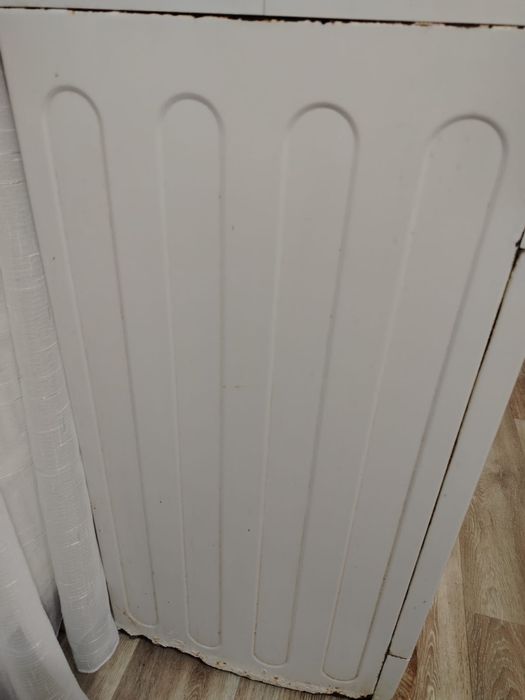 Продам машинку автомат LG