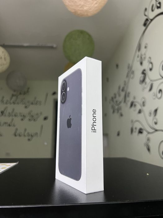 Продам Iphone 17 256