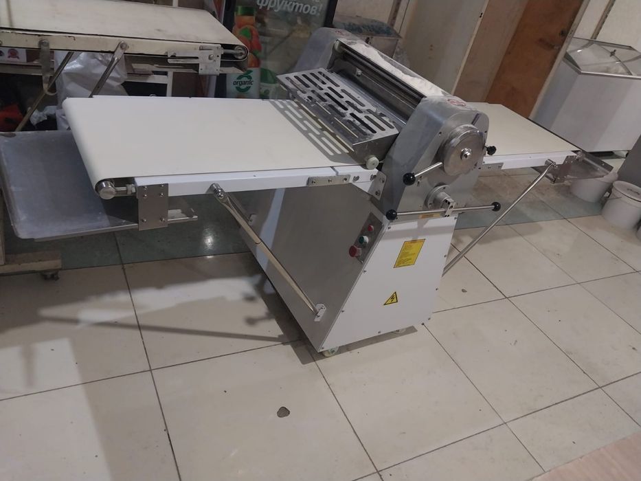 Тестораскаточная машина