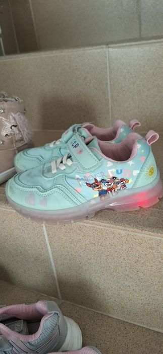 Обувки за момиче 27 -28 номер