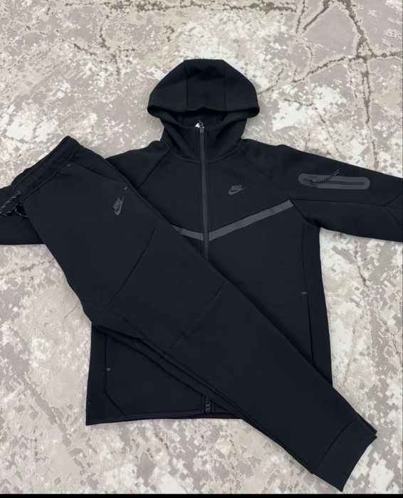 Двойка nike tech fleece