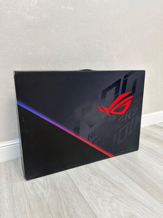 Игровой ноутбук ASUS ROG Strix