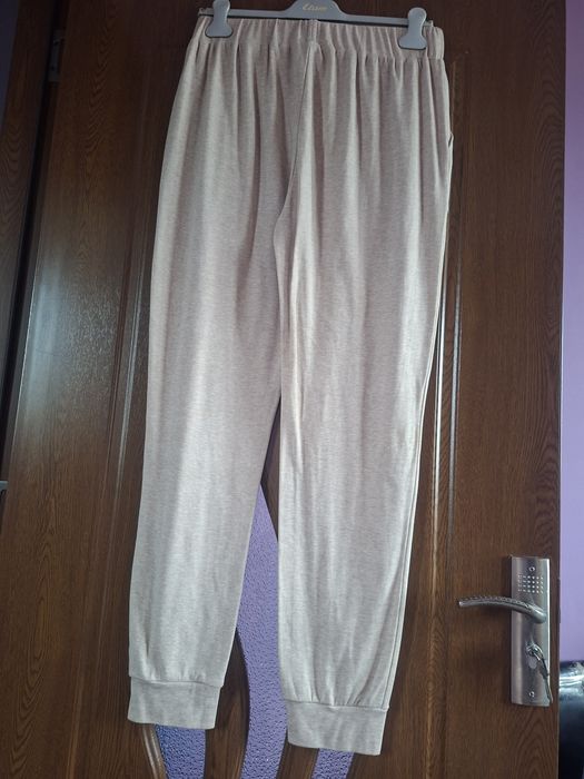 Vând Pantaloni Trening Damă Mărimea XXL Noi