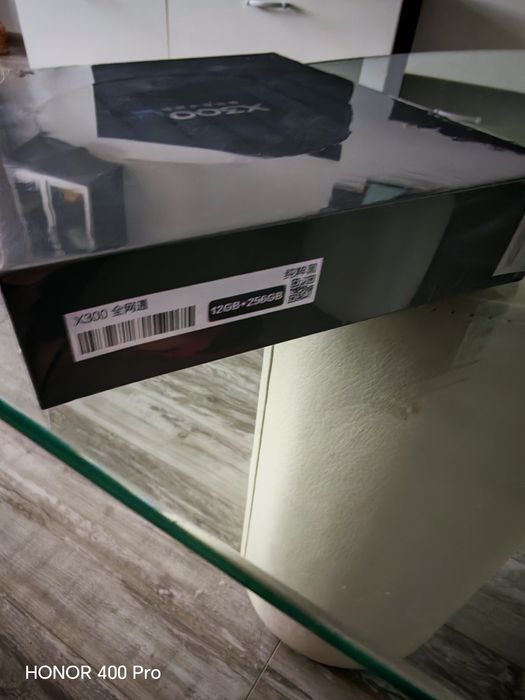 Vivo x300  запечатан