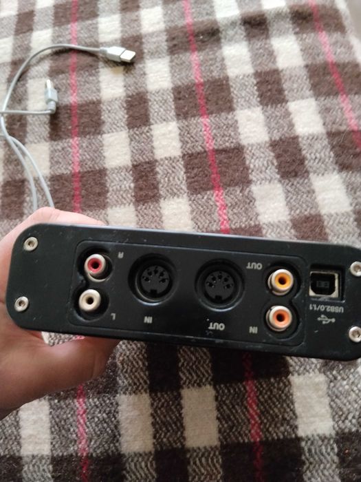 Placă de sunet Tascam US-144