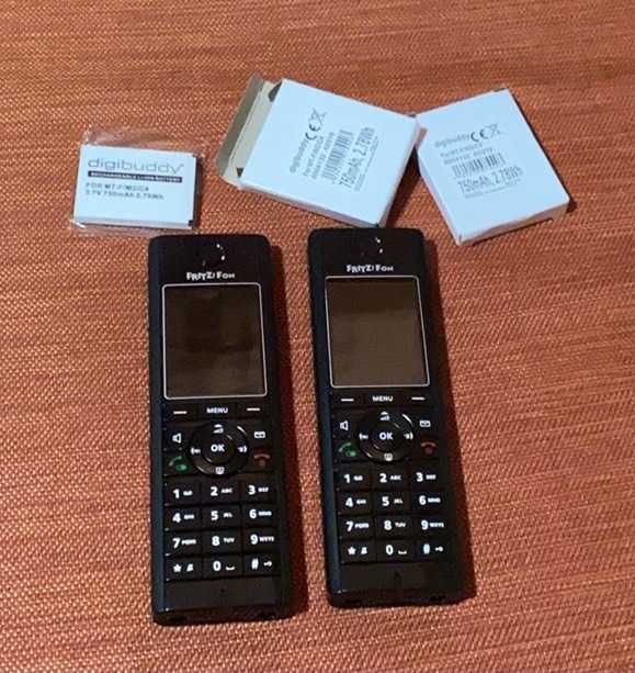 2 х Телефона AVM FRITZ! Fon C5 DECT + 2 батерии