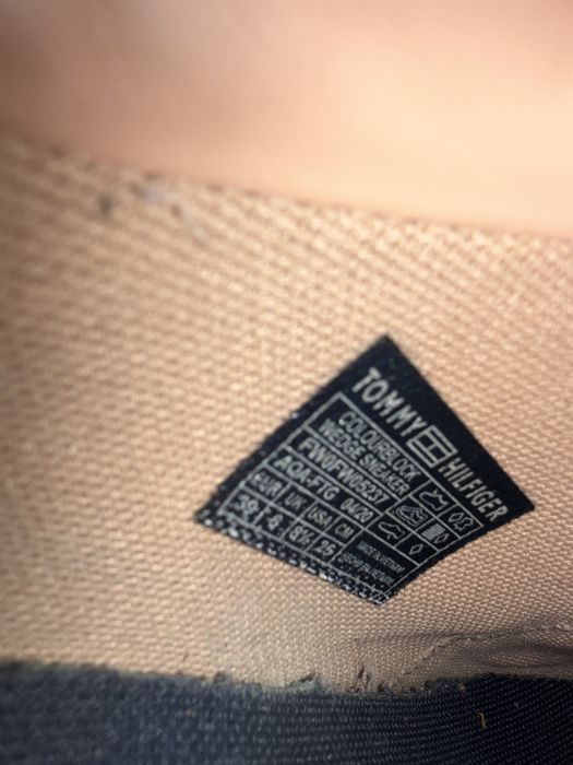 Adidasi Tommy Hilfiger