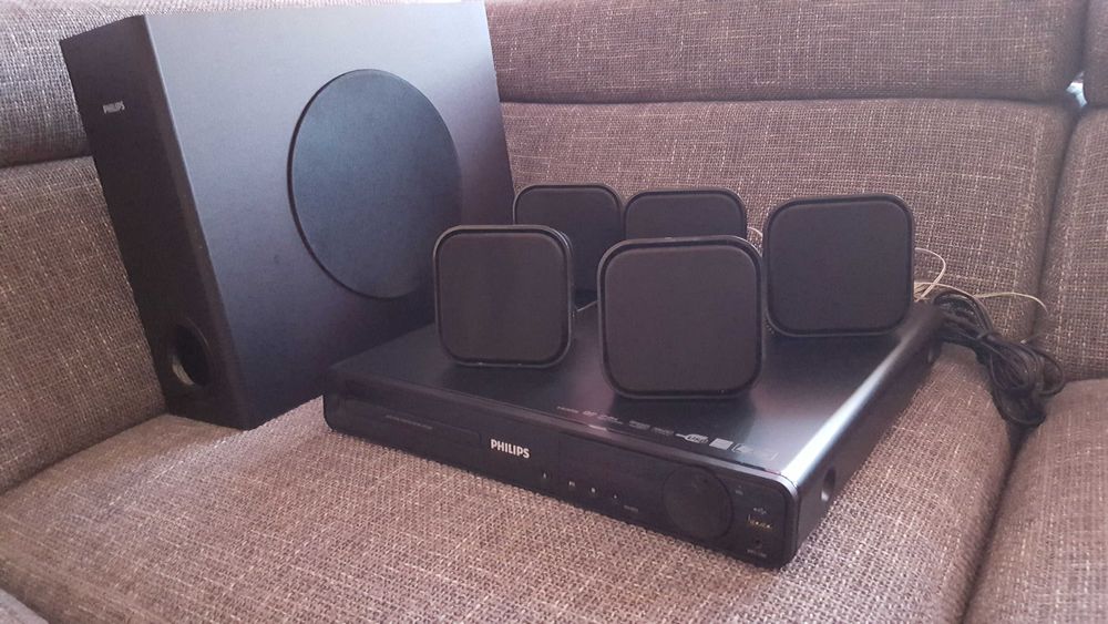 Home Cinema PHILIPS 5.1 – Ca Nou – Control din telecomanda TV -HTS3270