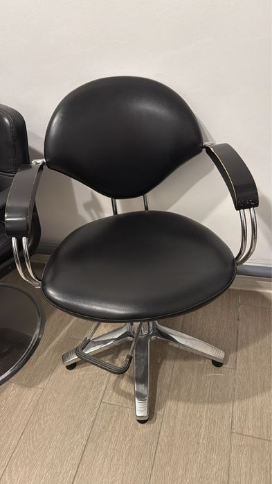 Кресло парикмахерское