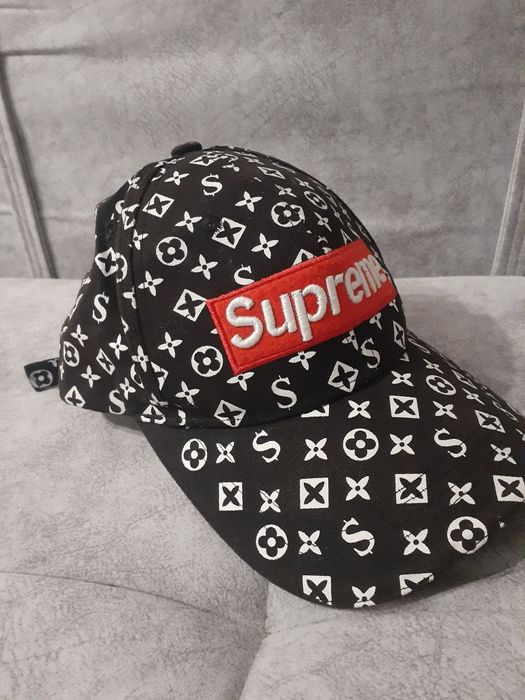 Продам кепки в хорошем состоянии