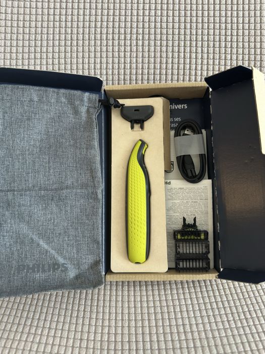 Чисто нова самобръсначка Philips One Blade QP2724/31