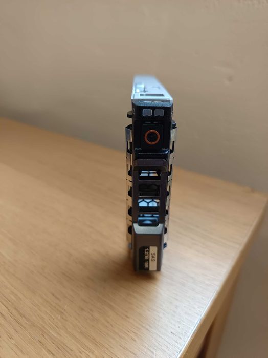 Държач за дискове Caddy Dell Power Edge R620/R720