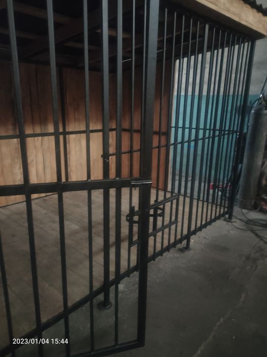 Продам вольер для собак 2*3*1.8