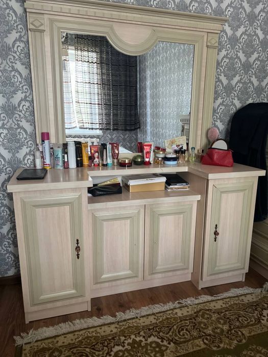 Продается мебель -спальня б/у ,в хорошем состоянии
