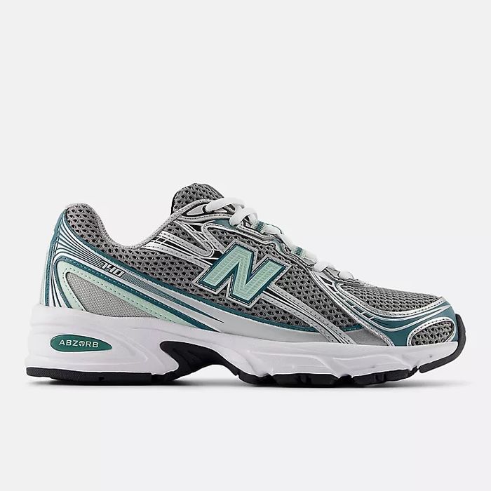Новые New balance 740