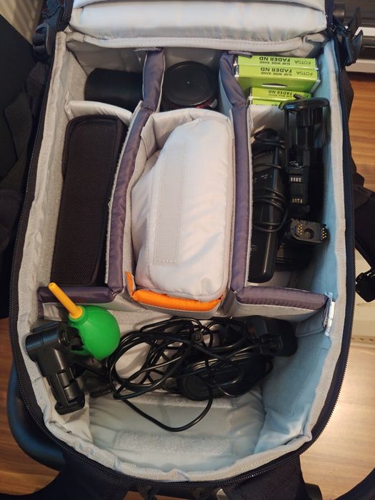 Pachet foto accesorii DSLR Canon + Drona DJI Phantom 4 Pro cu daune