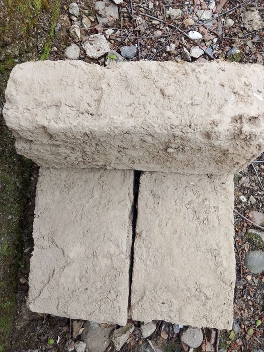 gisht sotiladi 32 ga 16 sm lik