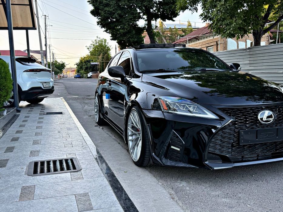 LEXUS IS350 4 Matic Body kit F Небитая Состаяние Идеално
