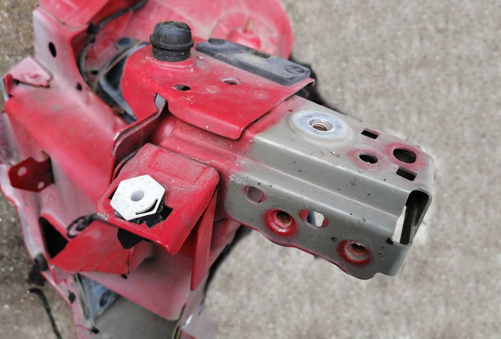 suporti traversa superioara Opel Astra J 100 lei