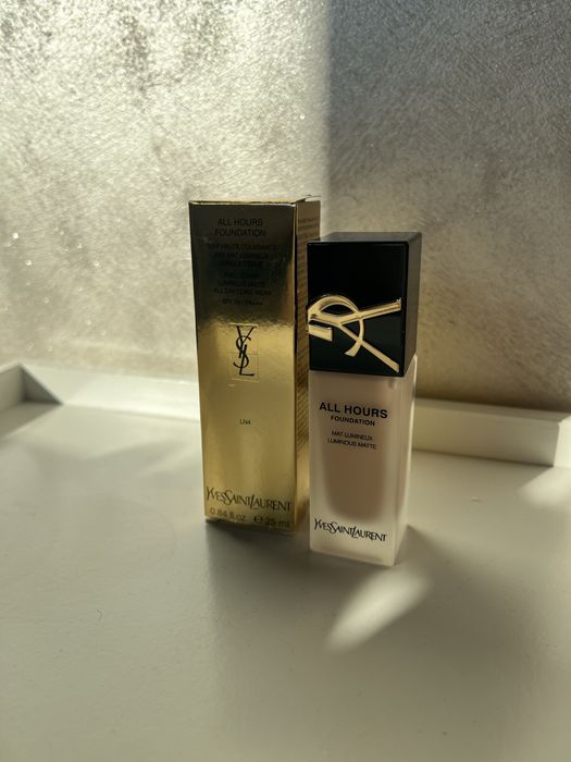 Fond de ten YSL