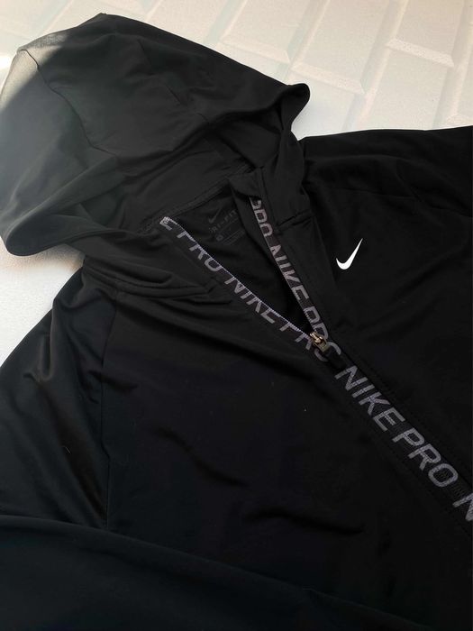 Дамски суичър Nike Pro
