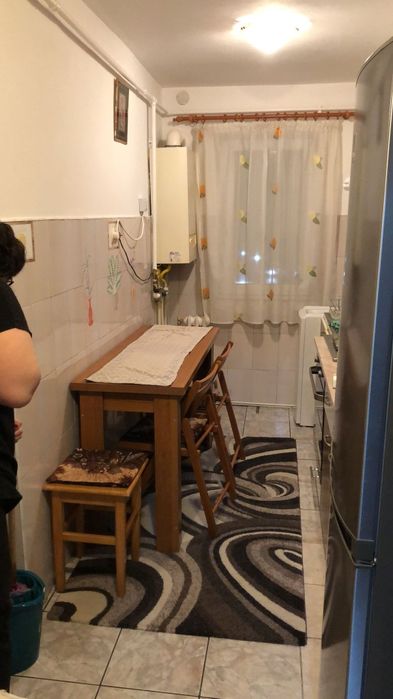 Inchiriez apartament 2 camere