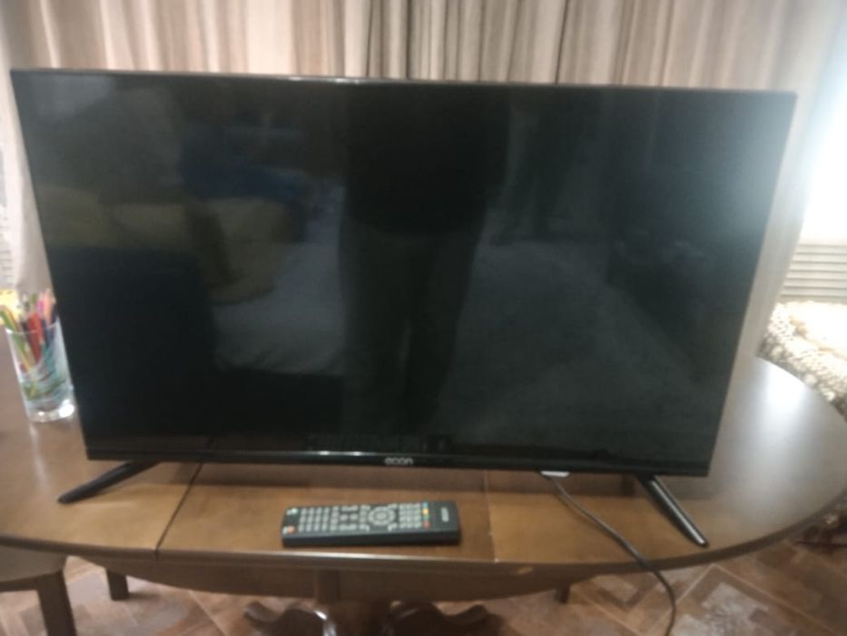 Телевизор lg.