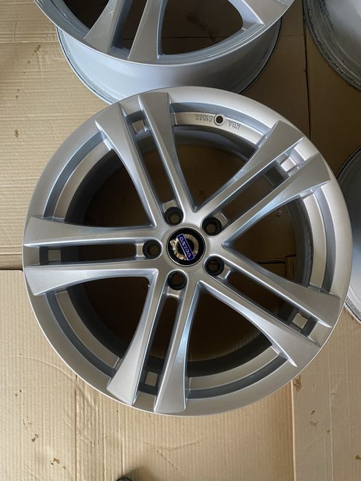 18 цола 5 х 108 мм Волво , Форд Куга Volvo XC 60 , XC 70 , Ford Kuga