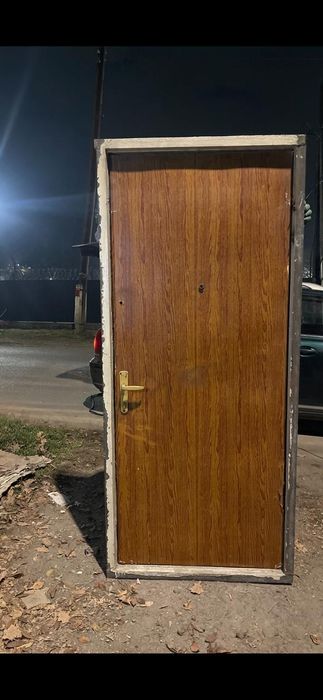 металлические двери